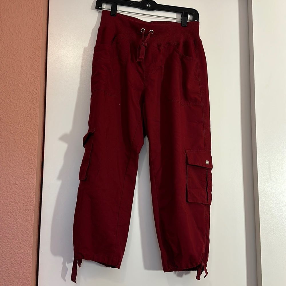Mofiz Cranberry Red Cropped Pants